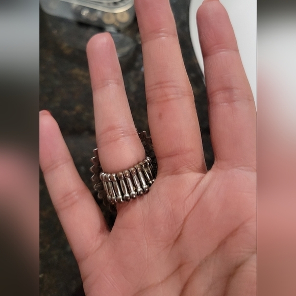 Vintage Bohemian Ring in Ivory - Picture 3 of 3